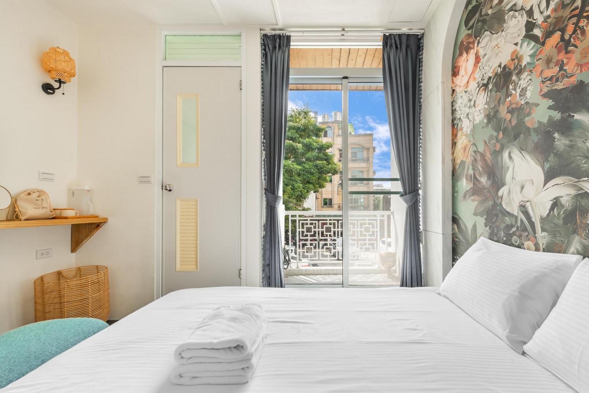 32小巷弄 Otel Tainan Dış mekan fotoğraf